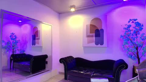 Alanna  online show from February 11, 3:22 am