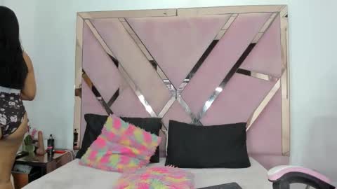 alannaht online show from March 28, 1:00 pm