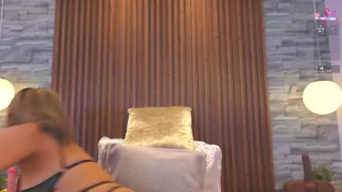 Snapshot of alannavidal chatting on August 5, 3:20 am alannavidal online show from August 5, 3:20 am