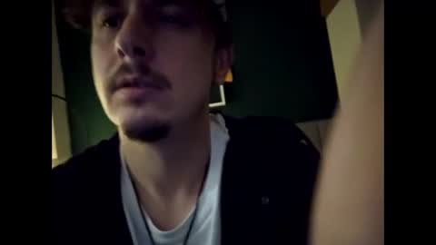 Snapshot of alannovak8 chatting on January 18, 1:20 am alannovak8 online show from January 18, 1:20 am