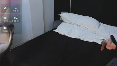 alanred_ online show from September 27, 6:29 am