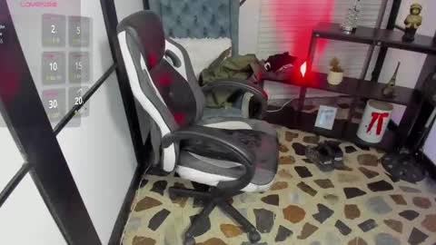 alanred_ online show from October 3, 11:24 pm