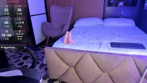alanred_ online show from October 21, 10:10 pm