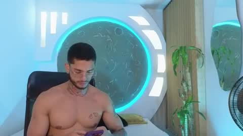 alan online show from March 3, 12:44 pm