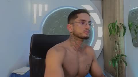 alan online show from March 28, 1:33 pm