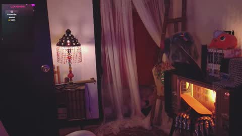 Snapshot of alaskagrace chatting on September 20, 4:46 am Alaska Grace       online show from September 20, 4:46 am