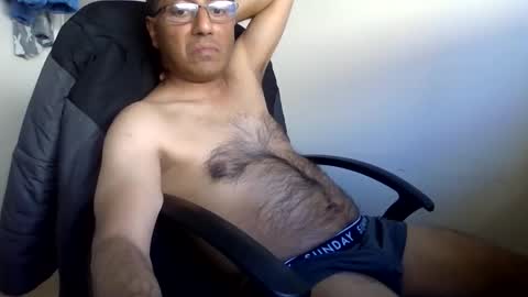 Snapshot of albalchal1973 chatting on September 18, 1:40 am albalchal1973 online show from September 18, 1:40 am