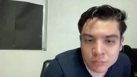 Snapshot of alber753713 chatting on May 26, 2:07 am alber753713 online show from May 26, 2:07 am