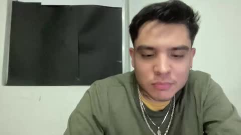 Snapshot of alber753713 chatting on June 5, 6:52 am alber753713 online show from June 5, 6:52 am