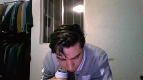 Snapshot of albertoarenas16 chatting on April 11, 7:56 am albertoarenas16 online show from April 11, 7:56 am