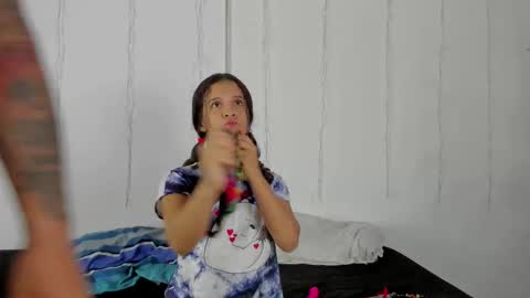 I WANT TO FEEL YOU online show from February 13, 11:56 pm