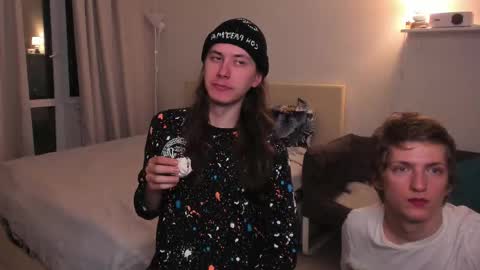 Snapshot of albertpainhate chatting on September 18, 11:29 pm Albert You can ------------ support me at  online show from September 18, 11:29 pm