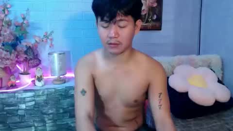 Snapshot of albertx_destroyer69 chatting on June 4, 4:51 am Albert online show from June 4, 4:51 am