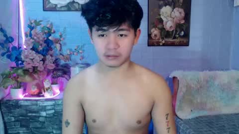 Snapshot of albertx_destroyer69 chatting on June 13, 2:53 am Albert online show from June 13, 2:53 am
