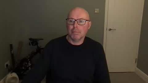 Snapshot of alc300170 chatting on December 19, 7:59 am alc300170 online show from December 19, 7:59 am