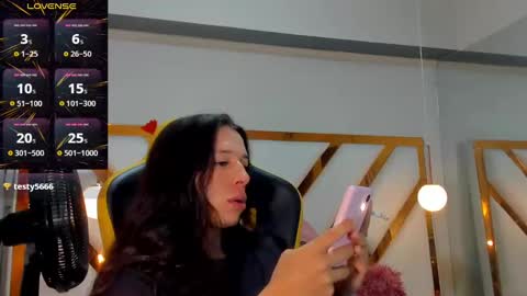 Snapshot of ale_noah_xxx chatting on February 24, 3:02 am ale_noah_xxx online show from February 24, 3:02 am