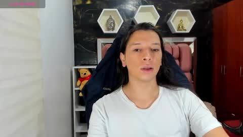 Snapshot of ale_noah_xxx chatting on September 13, 10:31 pm ale_noah_xxx online show from September 13, 10:31 pm