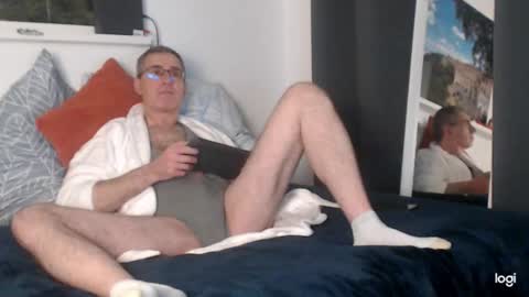 Snapshot of alec_gaython chatting on January 31, 11:47 pm Alec Dubolsz online show from January 31, 11:47 pm