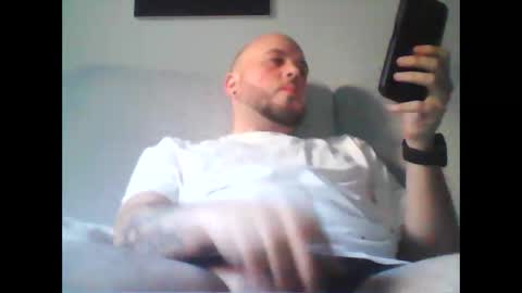 Snapshot of aleeexxxx4u chatting on February 12, 8:42 am aleeexxxx4u online show from February 12, 8:42 am