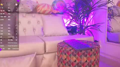 Snapshot of alejaa___ chatting on July 6, 3:03 pm Alejandra online show from July 6, 3:03 pm