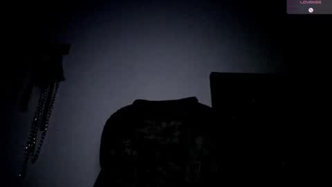 alejahornyx online show from May 9, 3:12 am