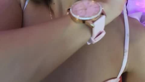 Alejandhra online show from November 29, 12:24 am