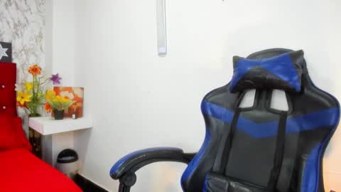 ALEJANDRA JAMES online show from May 23, 12:09 pm
