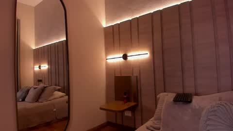 Snapshot of alejandra_marin_ chatting on May 23, 1:22 am alejandra_marin_ online show from May 23, 1:22 am