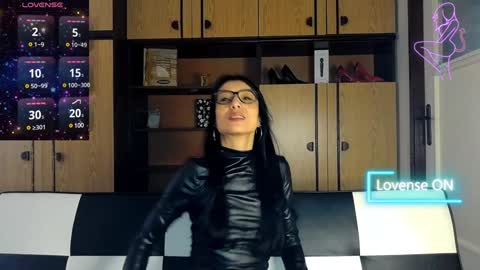 Snapshot of alejandracherry_ chatting on February 8, 8:20 am Alejandra online show from February 8, 8:20 am