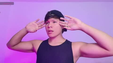 Snapshot of alejandro_vt chatting on October 16, 12:17 pm Alejandro G online show from October 16, 12:17 pm