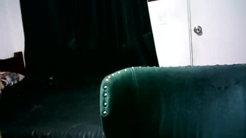Snapshot of alejandrojarafara915 chatting on August 2, 6:28 pm alejandrojarafara915 online show from August 2, 6:28 pm