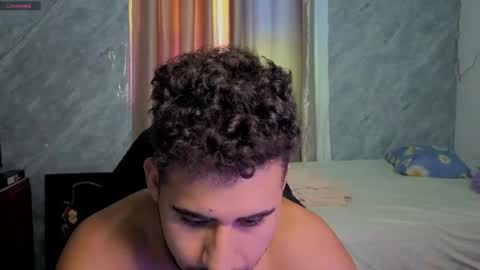Snapshot of alejandrojf_00 chatting on May 10, 3:28 pm Daiki jack online show from May 10, 3:28 pm