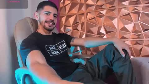 Alejo  online show from February 19, 9:00 pm