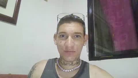 Snapshot of alejo_ken807856 chatting on July 8, 5:45 am alejo online show from July 8, 5:45 am