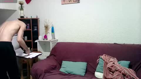 Snapshot of alejo_porn chatting on September 9, 6:57 am alejo_porn online show from September 9, 6:57 am