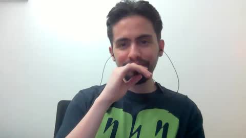 Snapshot of alejo_shy chatting on January 10, 2:35 am alejo_shy online show from January 10, 2:35 am