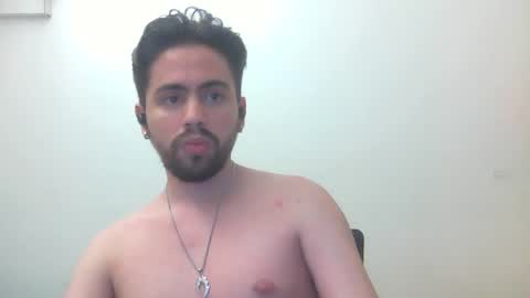 Snapshot of alejo_shy chatting on October 13, 12:10 am alejo_shy online show from October 13, 12:10 am