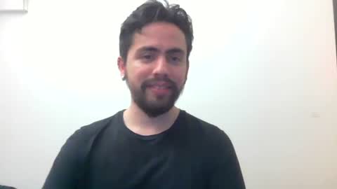 Snapshot of alejo_shy chatting on October 31, 12:00 am alejo_shy online show from October 31, 12:00 am