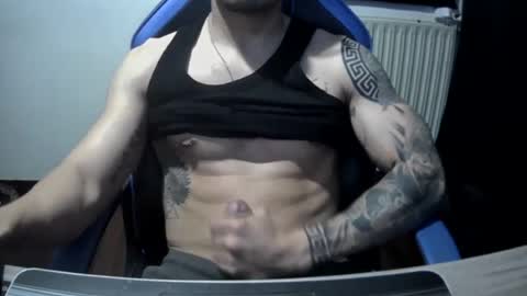 Snapshot of alejoduarte16 chatting on June 12, 6:29 pm alejoduarte16 online show from June 12, 6:29 pm