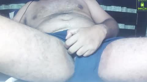 Snapshot of alejohot29 chatting on June 3, 2:36 am alejohot29 online show from June 3, 2:36 am