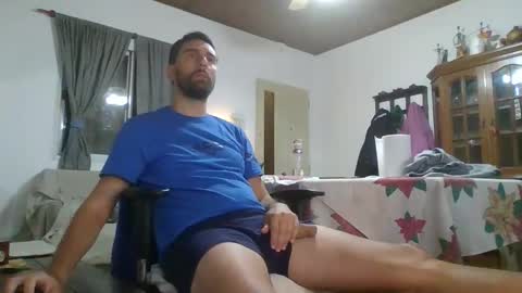Snapshot of alekessler chatting on May 15, 1:23 am alekessler online show from May 15, 1:23 am