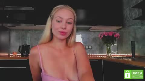 Snapshot of aleksa_cutie chatting on July 11, 10:29 am Next stream - 2 dec - online show from July 11, 10:29 am