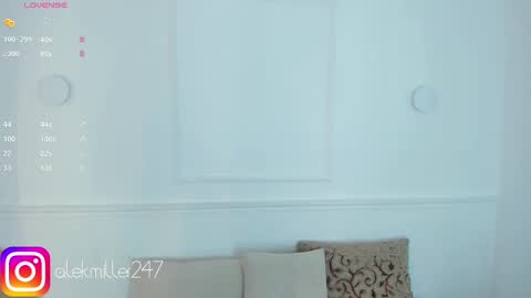 Snapshot of aleksandra_miller chatting on February 13, 12:11 pm Aleksandra online show from February 13, 12:11 pm