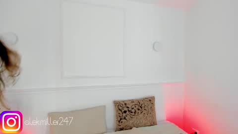 Snapshot of aleksandra_miller chatting on February 26, 12:14 pm Aleksandra online show from February 26, 12:14 pm