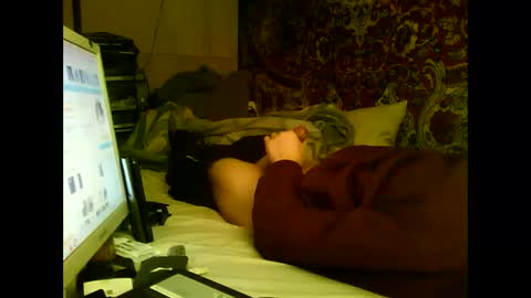 Snapshot of alekss4 chatting on December 18, 11:02 am alekss4 online show from December 18, 11:02 am