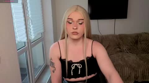 ALENA  INDEPENDENT MODEL online show from April 27, 2:26 pm