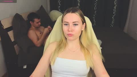 Snapshot of alena_hot_sex chatting on January 9, 3:01 pm Alena online show from January 9, 3:01 pm