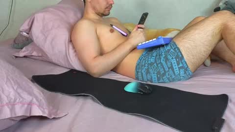 Snapshot of alena_hot_sex chatting on June 1, 12:29 pm Alena online show from June 1, 12:29 pm
