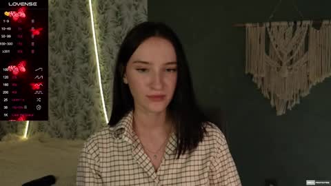 Snapshot of alena_navi chatting on January 30, 6:46 am Alena online show from January 30, 6:46 am