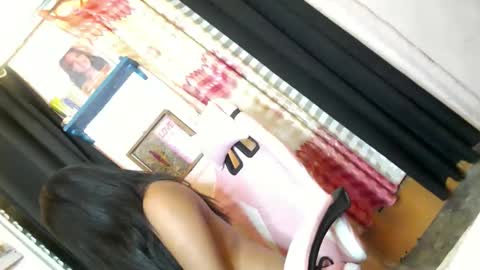 Snapshot of alena_sanggre69 chatting on May 22, 12:00 pm Kimmygirl online show from May 22, 12:00 pm